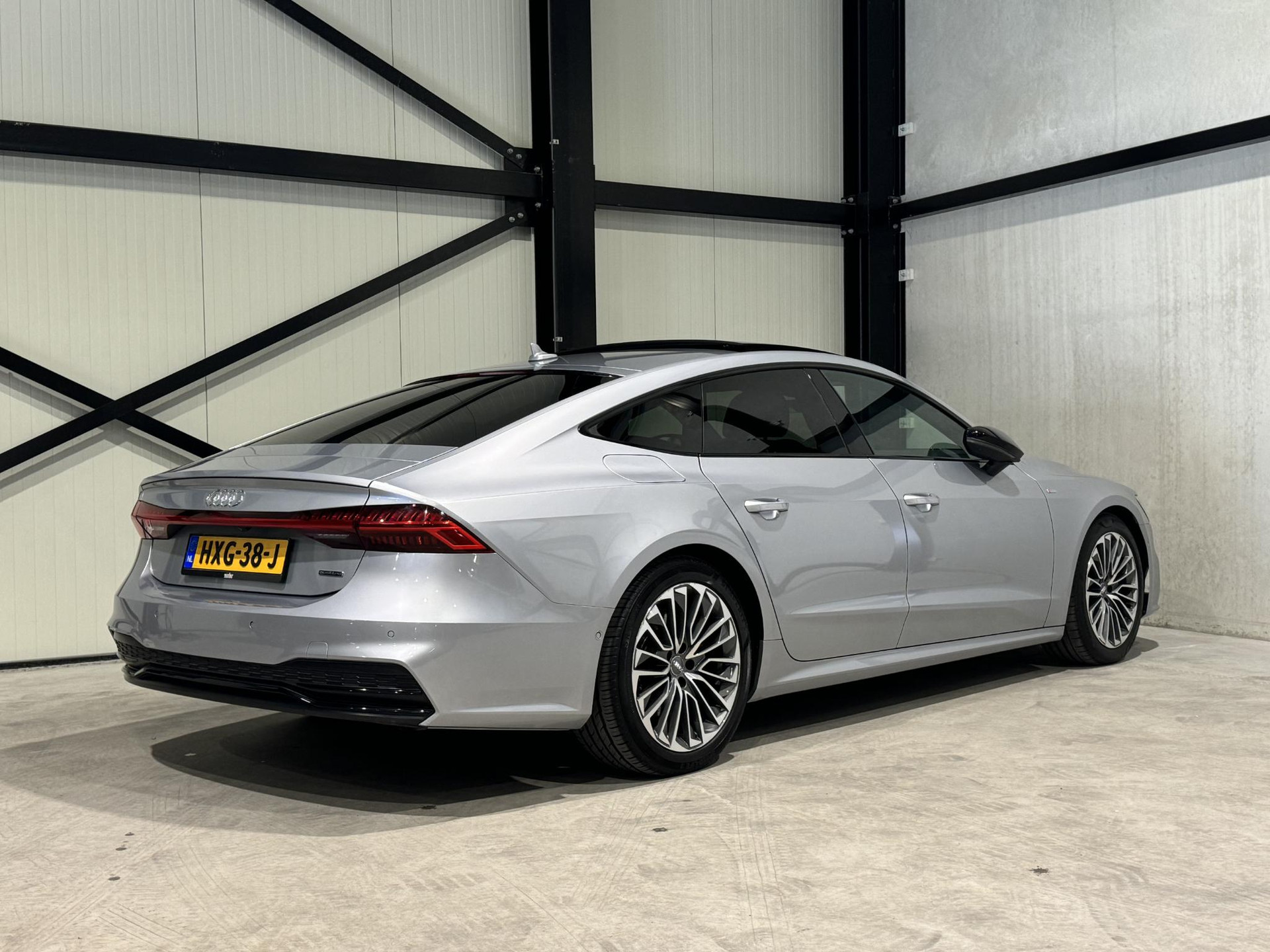 Audi A7 Sportback 55 TFSI e quattro S-LINE HXG38J