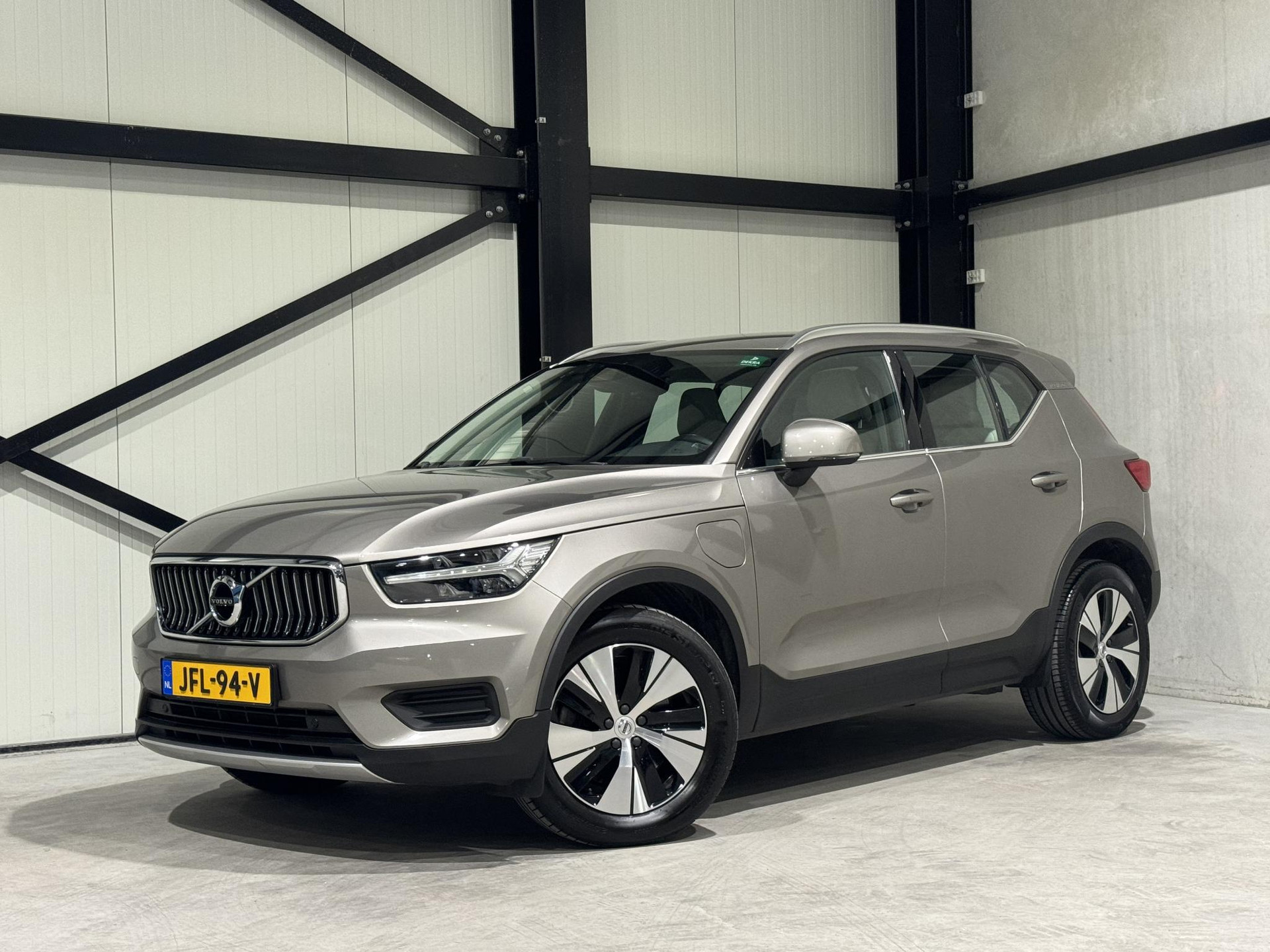 Volvo XC40 1.5 T4 Recharge Inscription Expression JFL94V