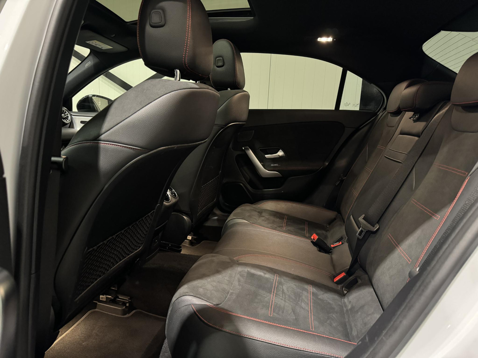 Mercedes-Benz A-Klasse 250 e AMG JLV49V