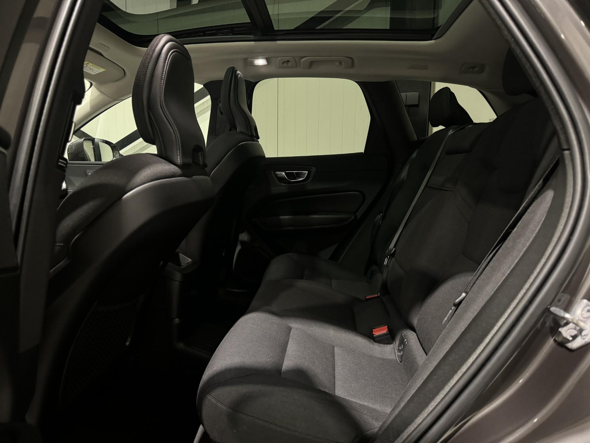 Volvo XC60 2.0 Recharge T6 AWD Business JLP55F