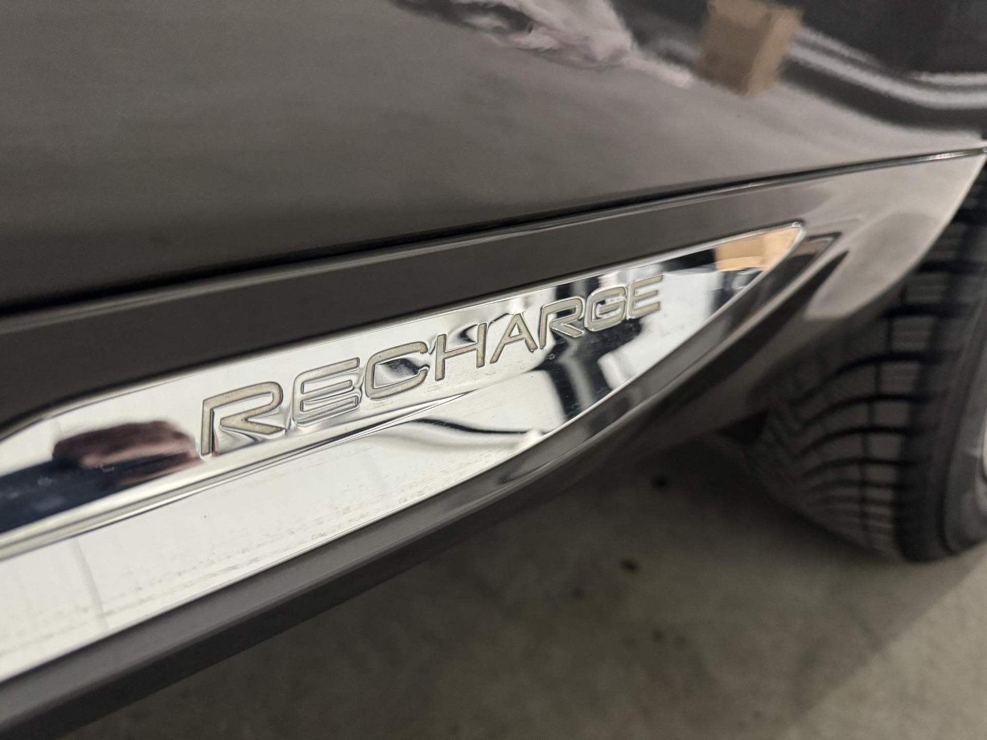 Volvo XC60 2.0 Recharge T6 AWD Business JLP55F