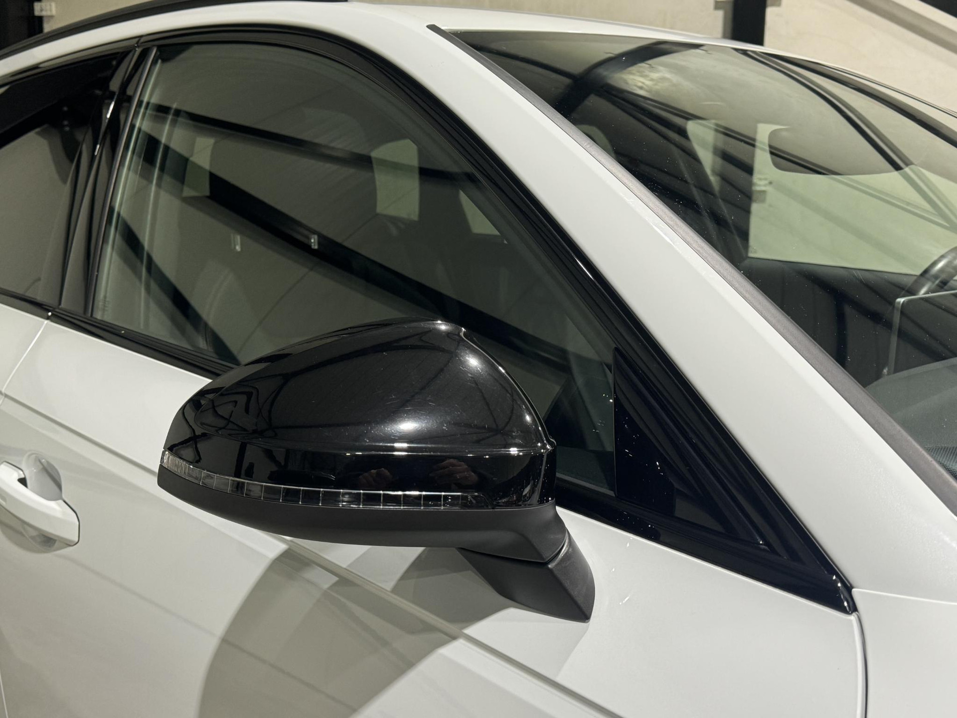 Audi A4 Avant 35 TFSI Sport S line black edition XV814Z