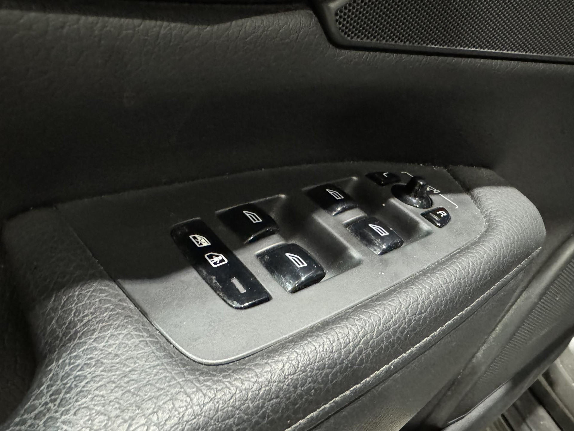 Volvo V90 2.0 T8 AWD Momentum Pro JJN87J