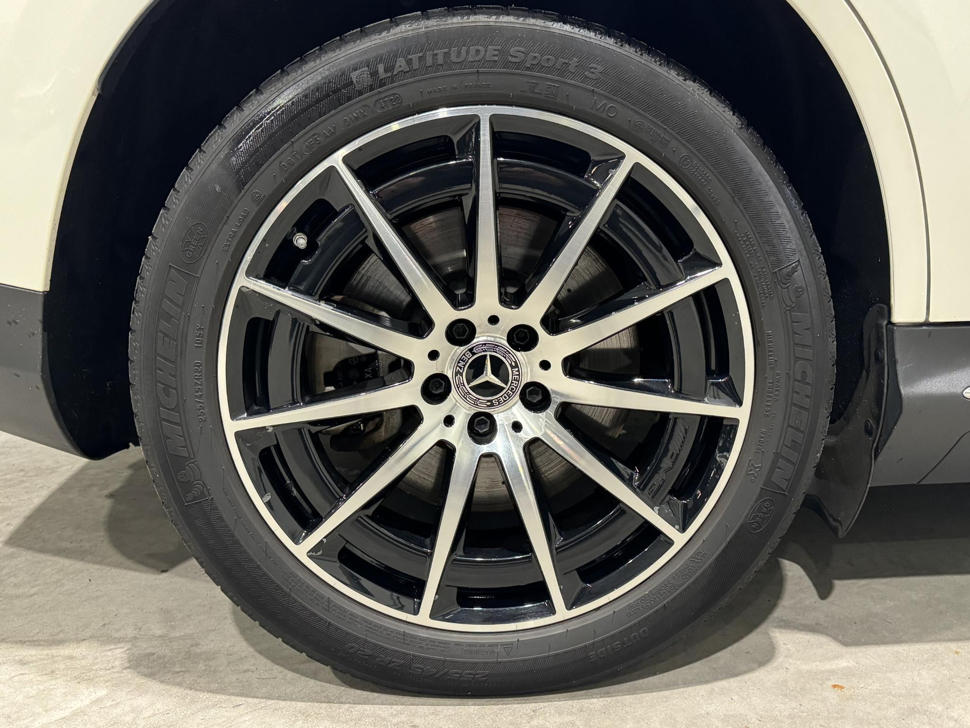 Mercedes-Benz EQC 400 4MATIC AMG 80 kWh K990HP