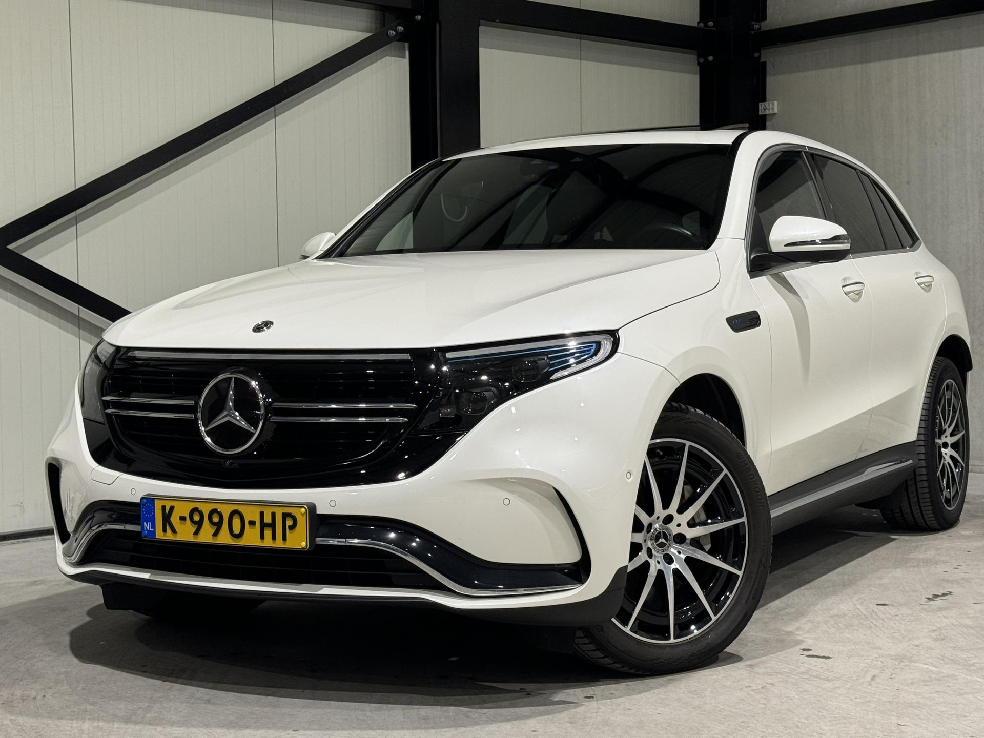 Mercedes-Benz EQC 400 4MATIC AMG 80 kWh K990HP