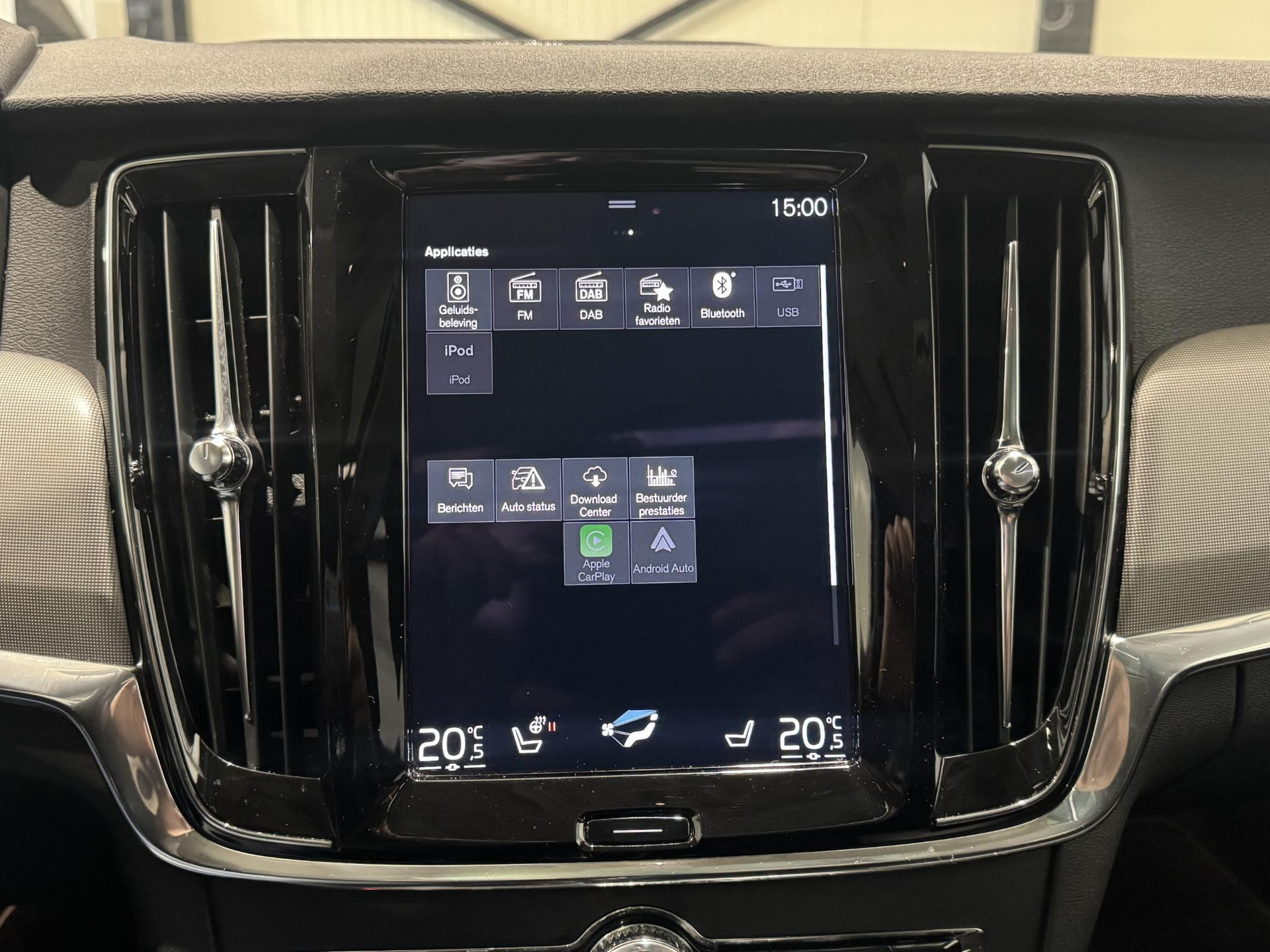 Volvo V90 2.0 T6 AWD Inscription JZN90G