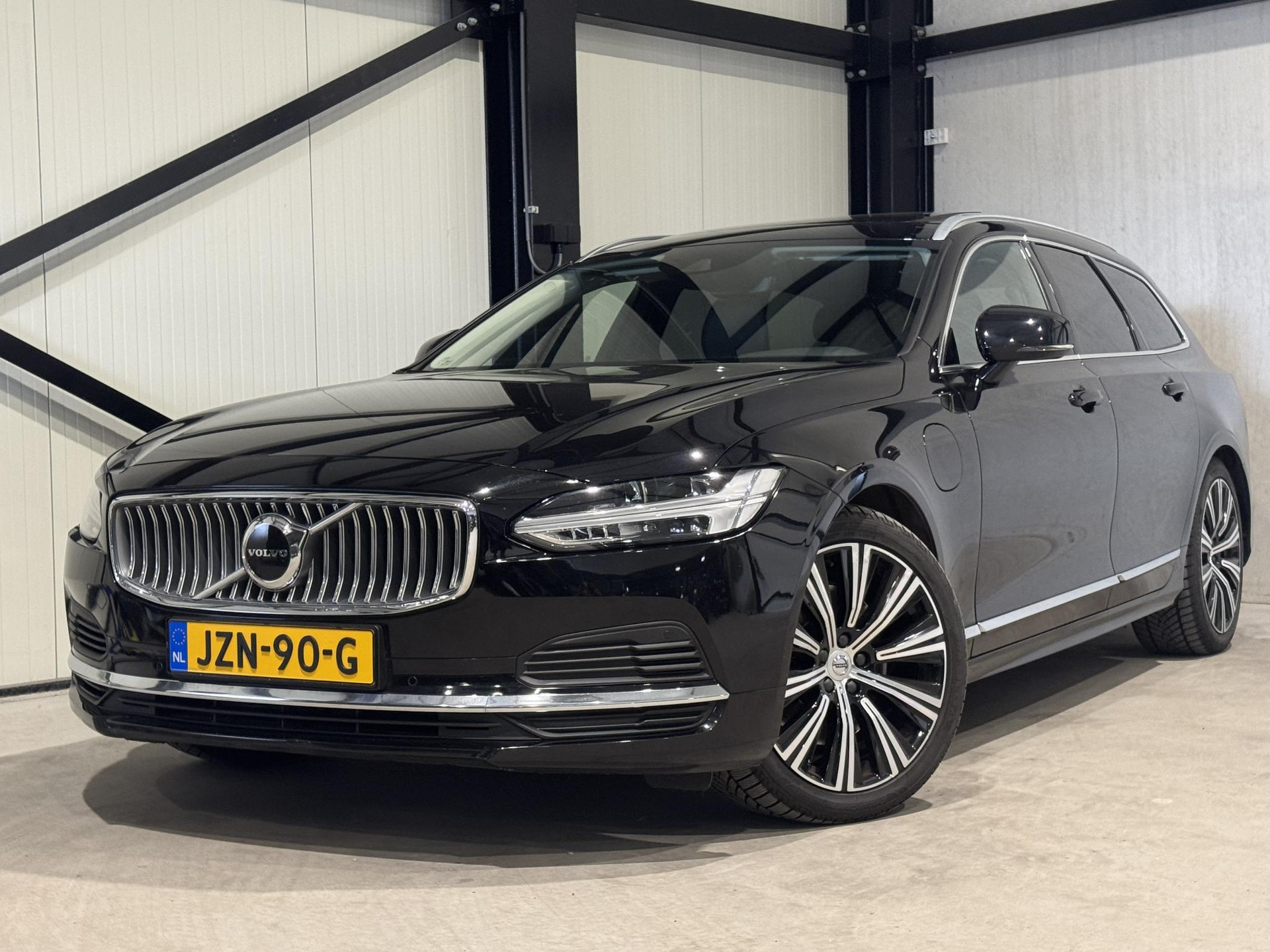 Volvo V90 2.0 T6 AWD Inscription JZN90G
