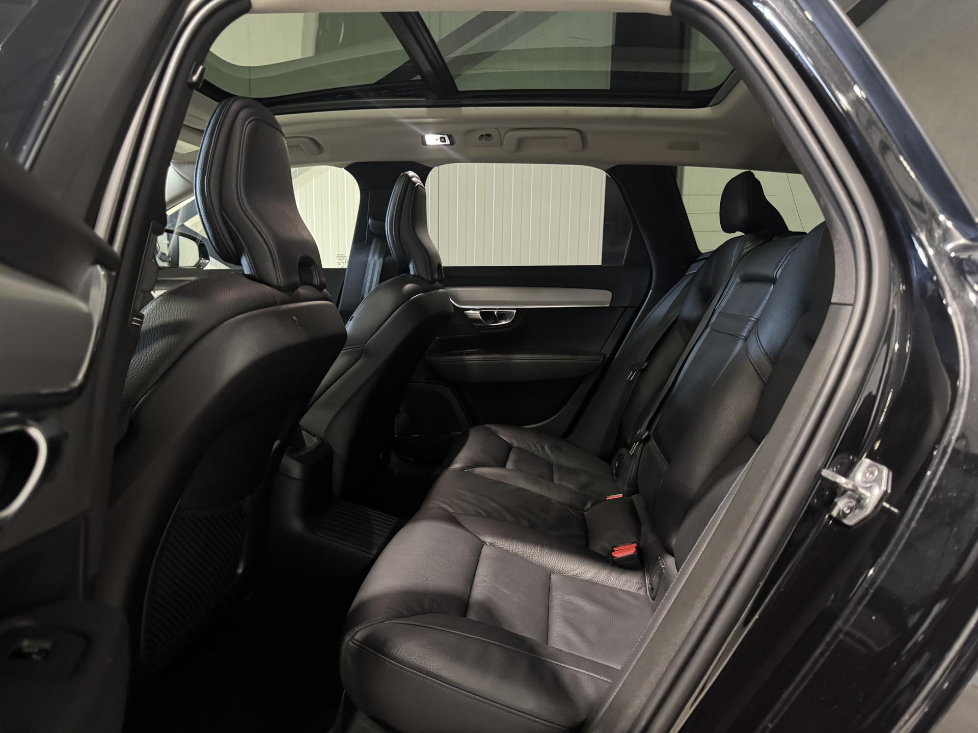 Volvo V90 2.0 T6 AWD Inscription JZN90G