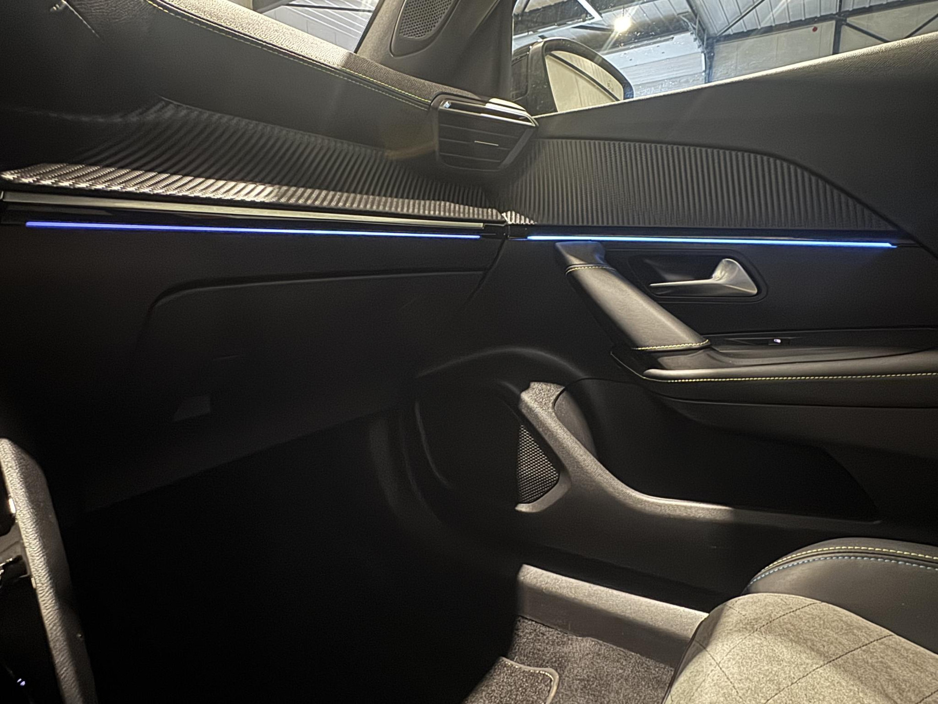 Peugeot e-2008 EV GT Pack 50 kWh P533PL