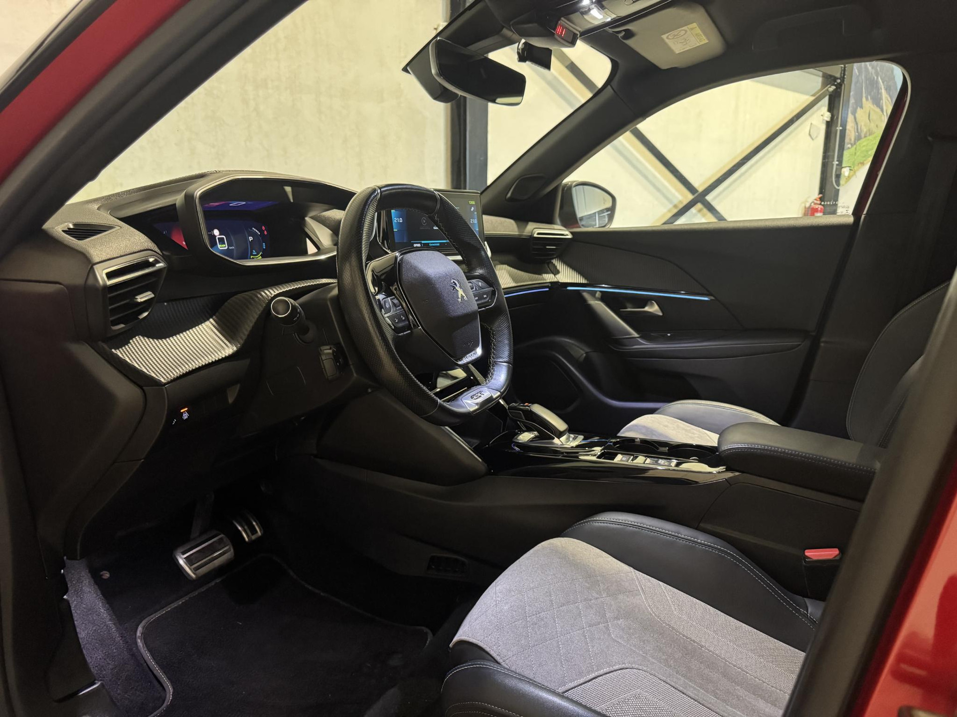 Peugeot e-2008 EV GT Pack 50 kWh P533PL