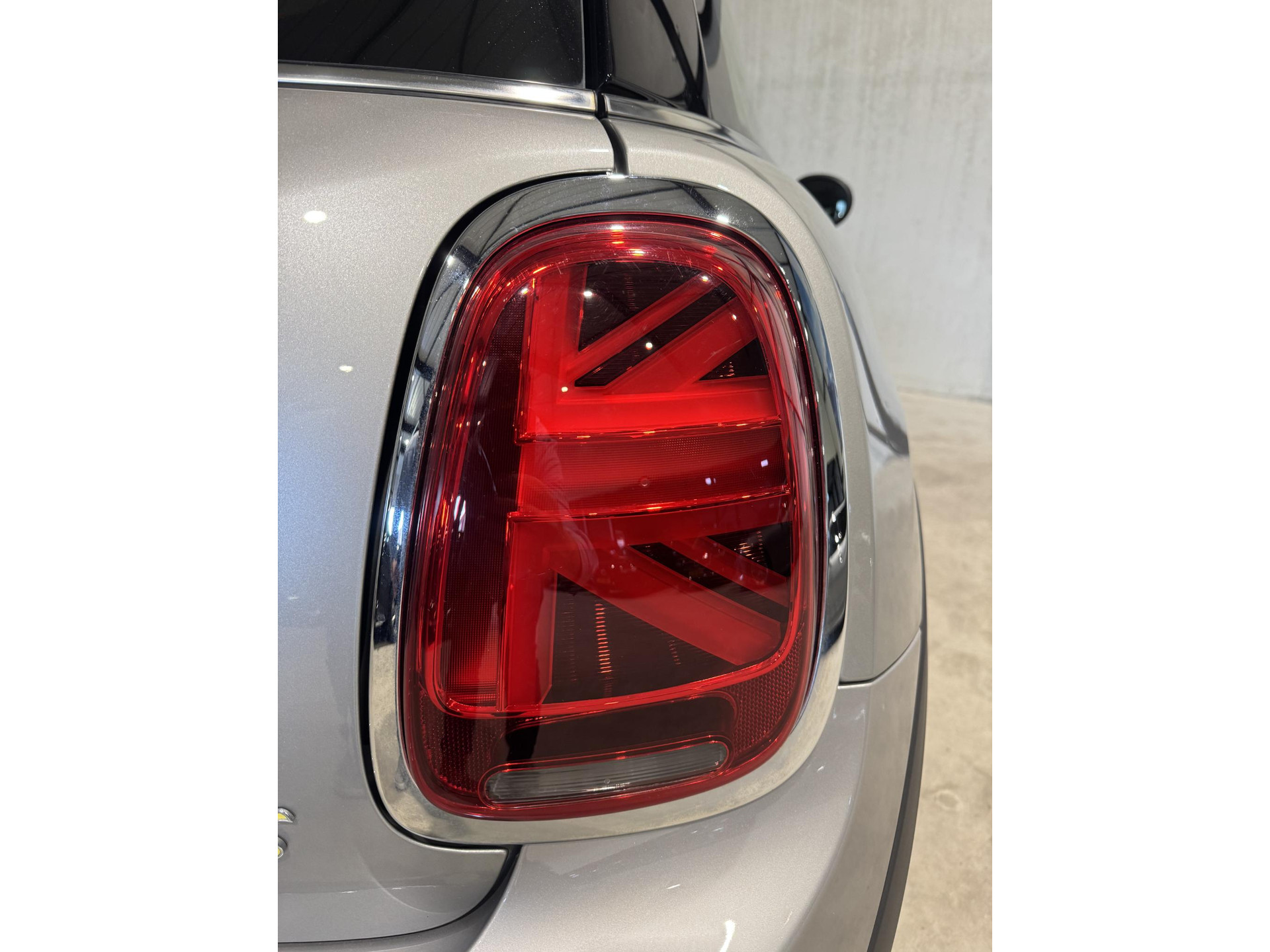 MINI Mini Electric Cooper SE 33 kWh JZS66K