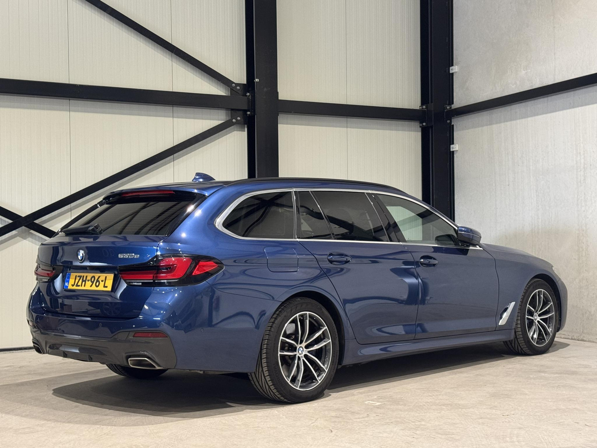 BMW 5 Serie Touring 530e M-Sport JZH96L