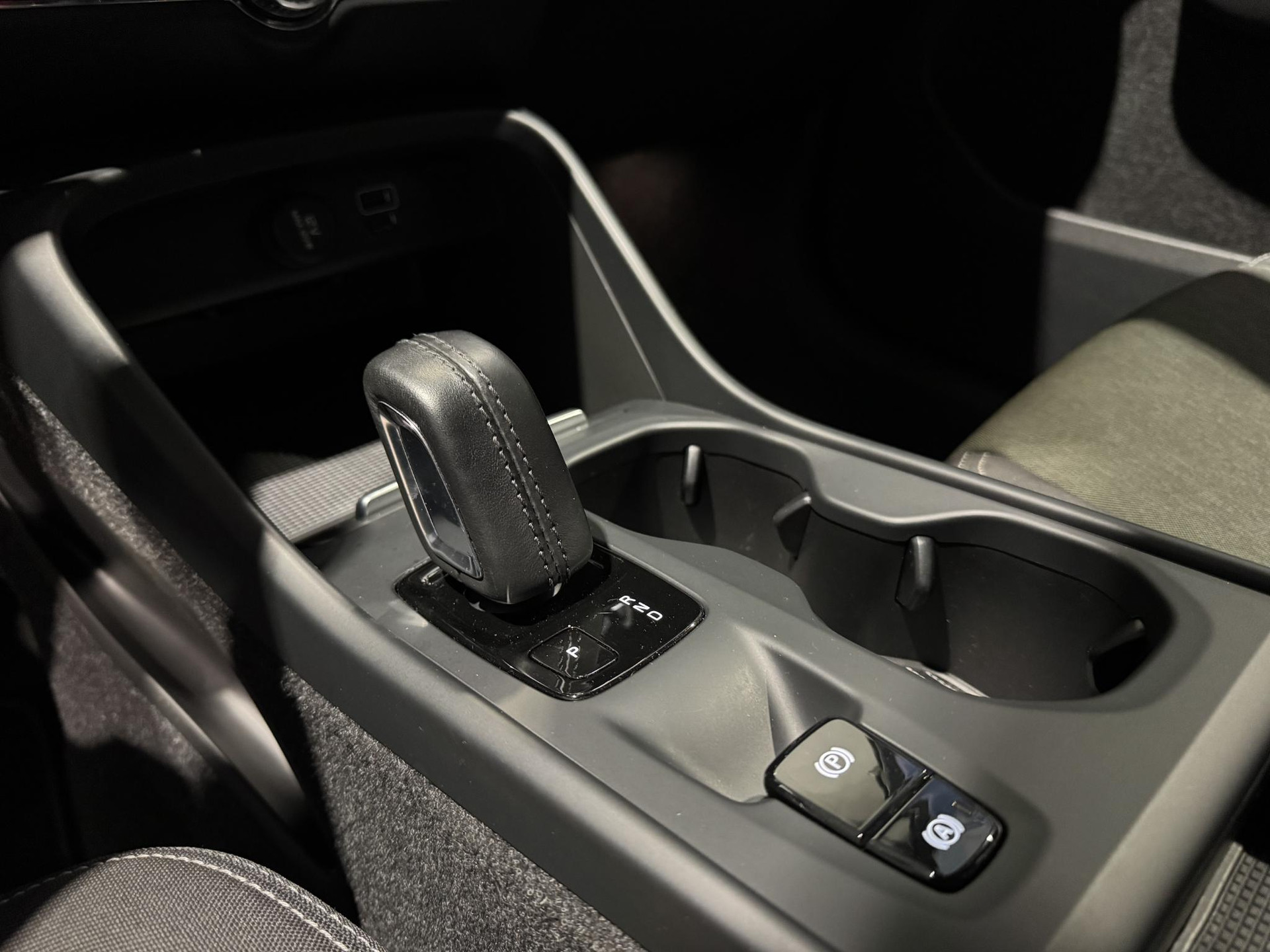 Volvo XC40 1.5 T4 Recharge Inscription Expression KDF32N