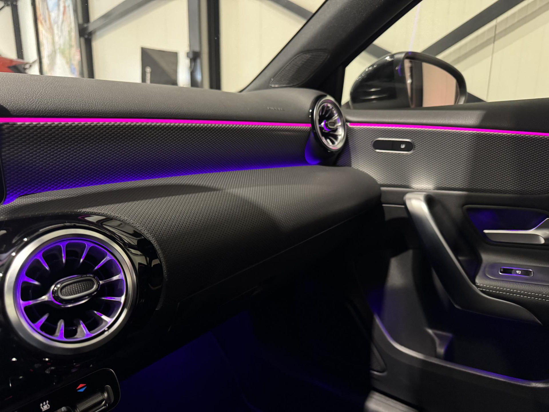 Mercedes-Benz A-Klasse 250 e Business KDF38N