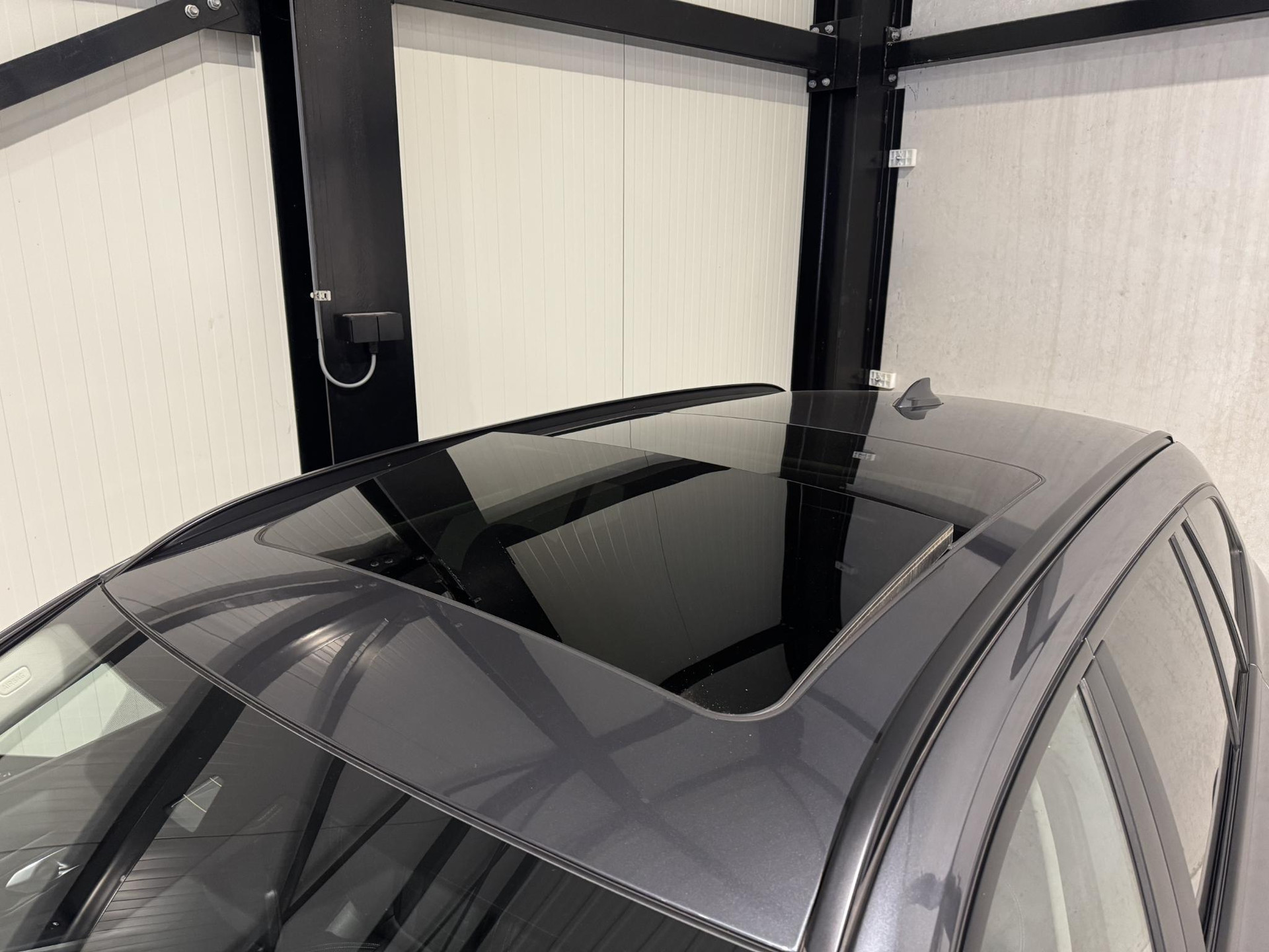 BMW 3 Serie Touring 320e xDrive Business KGD38P