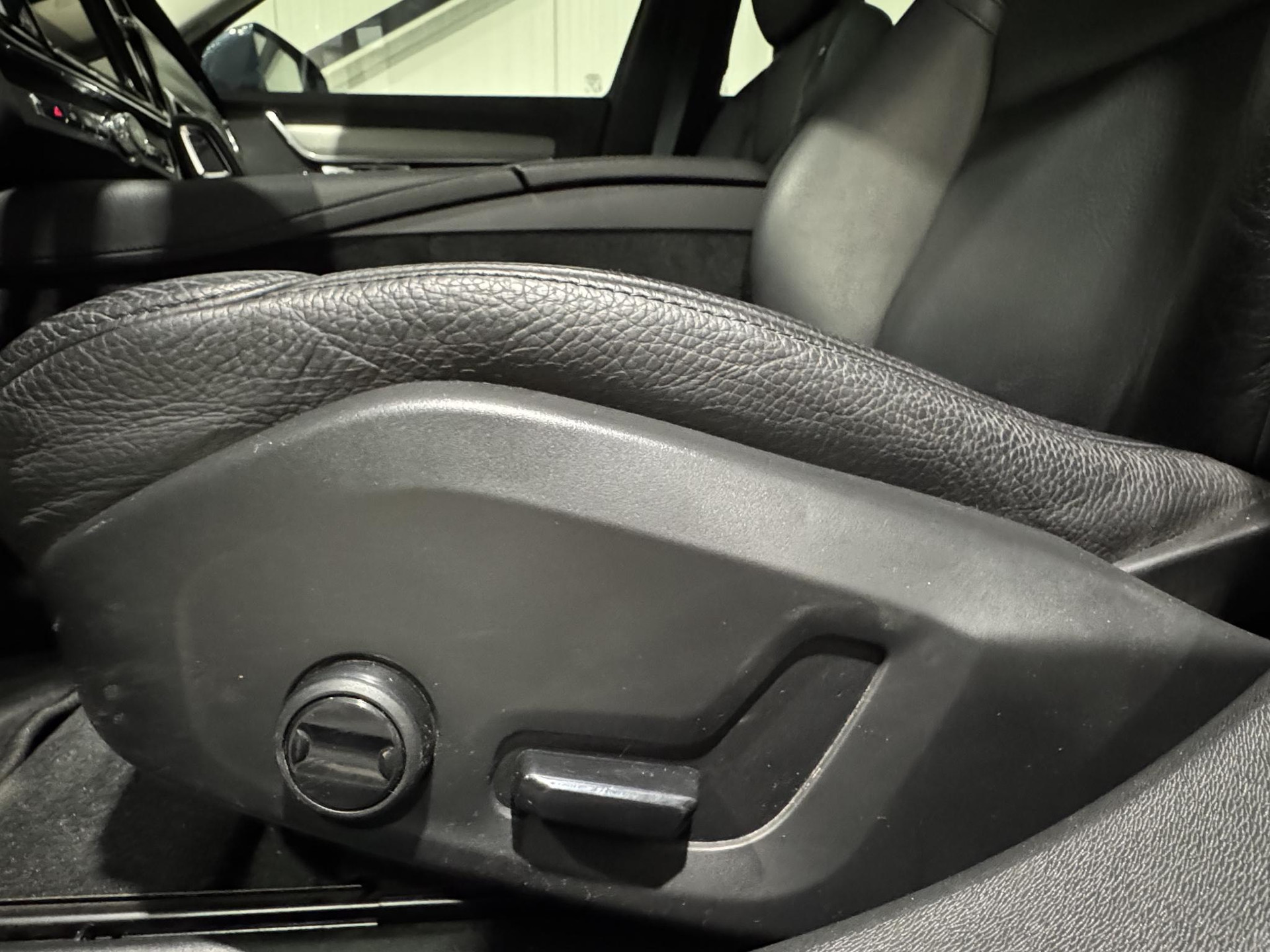 Volvo V90 2.0 T6 AWD Inscription Expression KGD76T