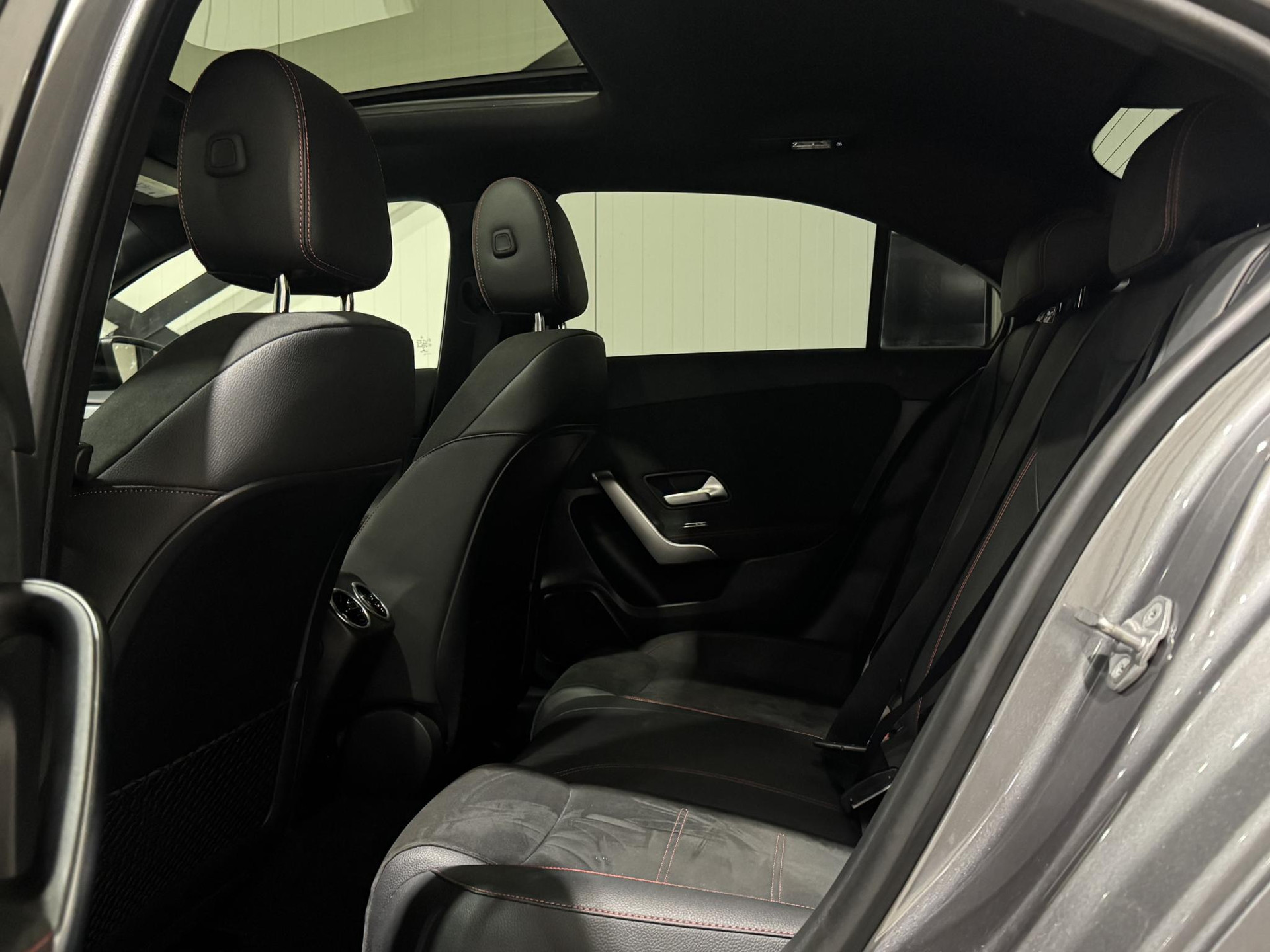 Mercedes-Benz A-Klasse 250 e AMG KGH28S