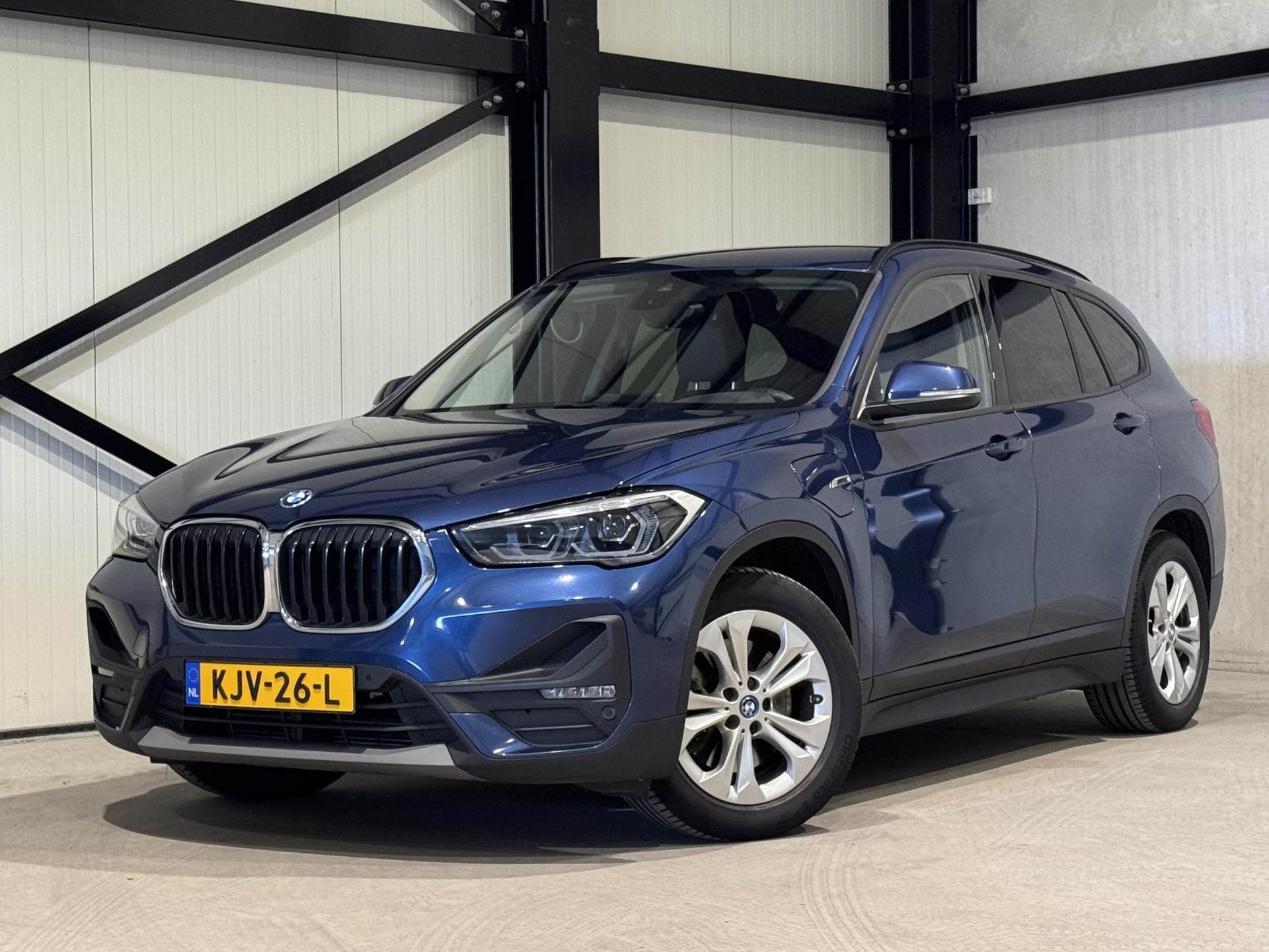 BMW X1 xDrive25e KJV26L