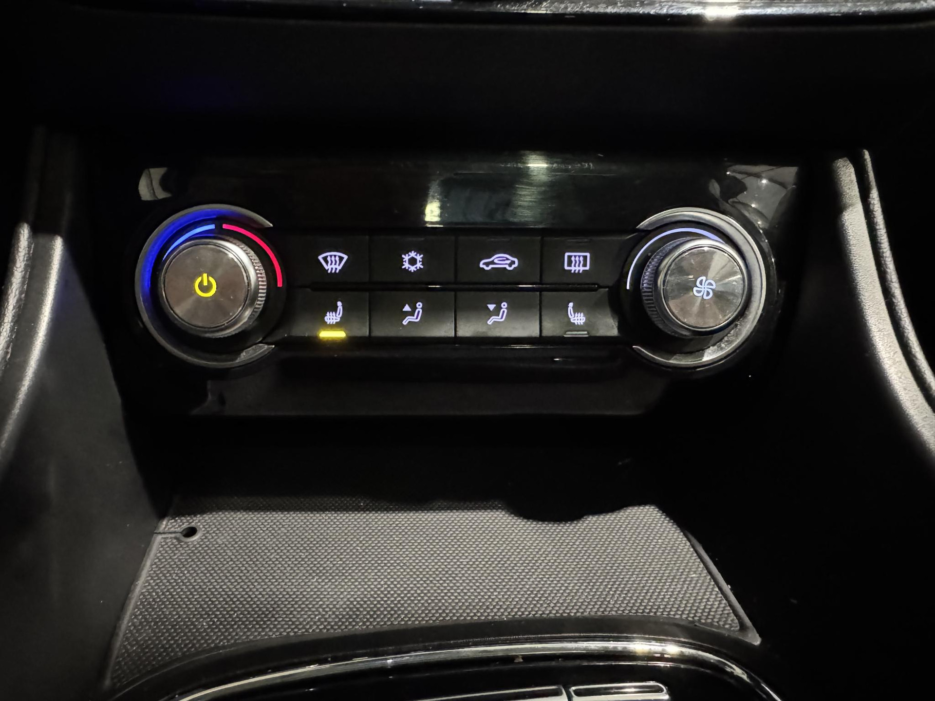 MG Mg Zs EV Luxury 45 kWh J319DX