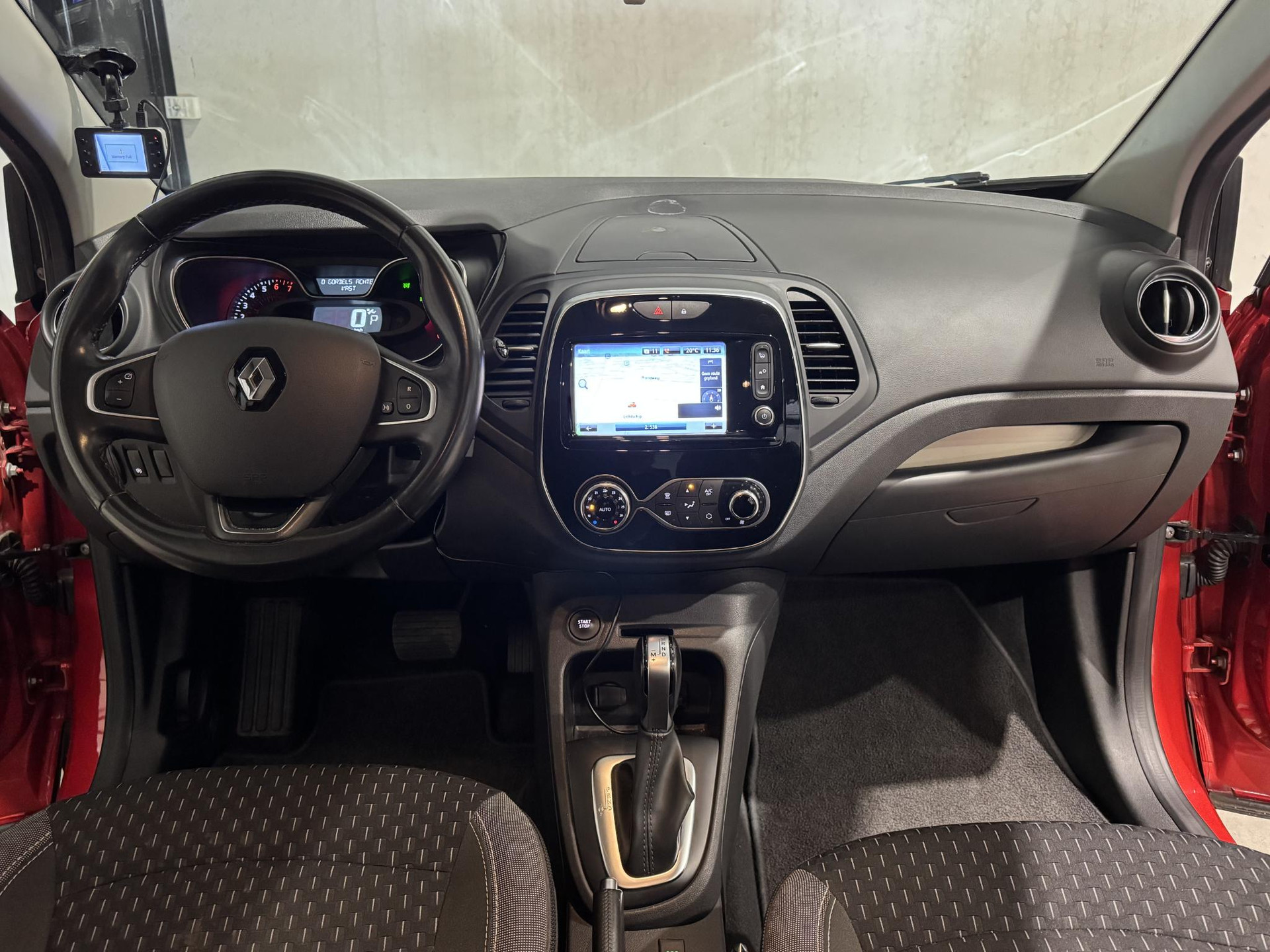 Renault Captur 1.2 TCe Intens TB799H