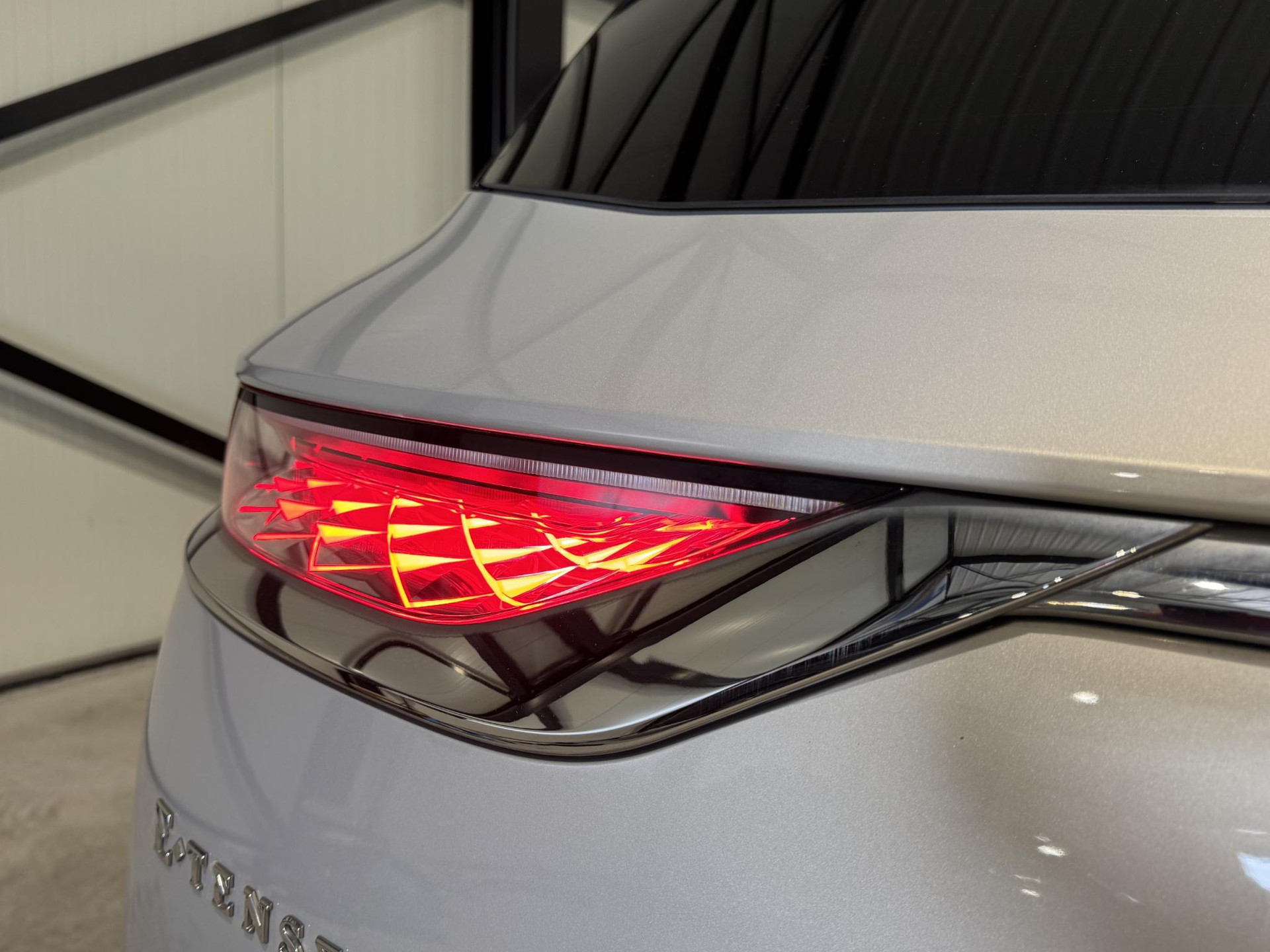 DS 7 Crossback E-Tense Bastille+ KLS16X