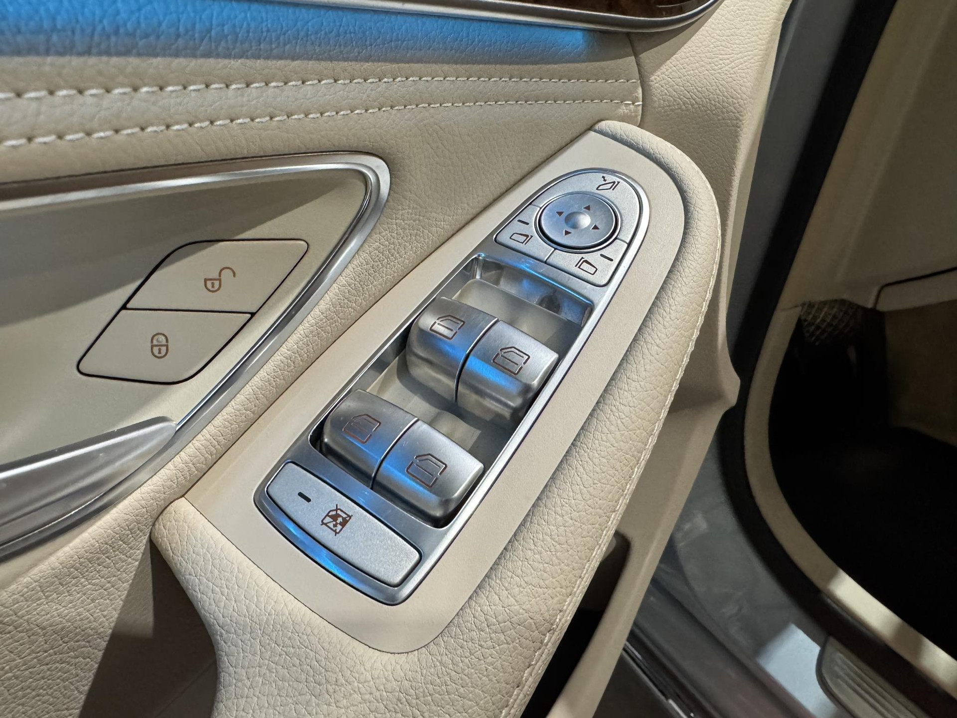 Mercedes-Benz C-Klasse 180 Ambition GP967B