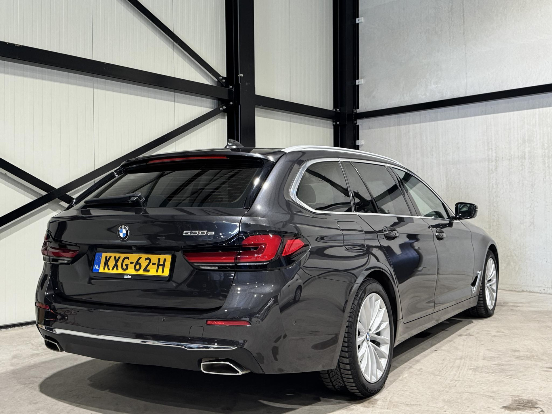 BMW 5 Serie Touring 530e Luxury KXG62H